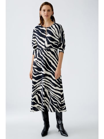 Oui Kleid in Creme/ Schwarz