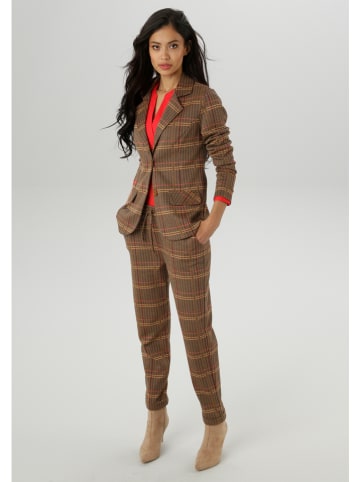 Aniston Hose in Camel/ Rot