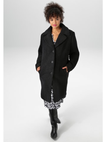 Aniston Teddymantel in Schwarz
