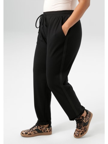 Aniston Hose in Schwarz