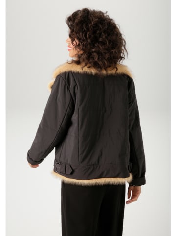 Aniston Übergangsjacke in Schwarz/ Camel
