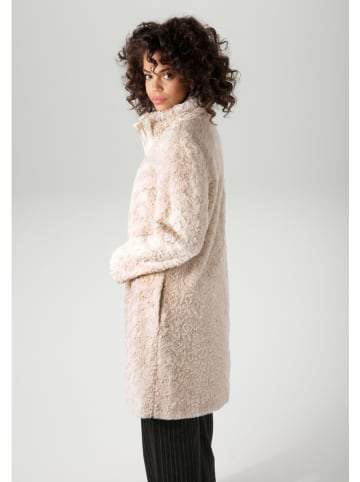Aniston Teddymantel in Beige