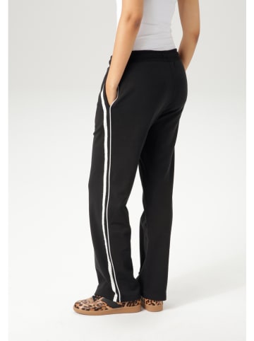 Aniston Sweatbroek zwart