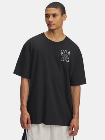 Under Armour Shirt in Schwarz