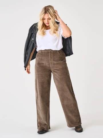 ONLY Carmakoma Spodnie sztruksowe w kolorze jasnobrązowym