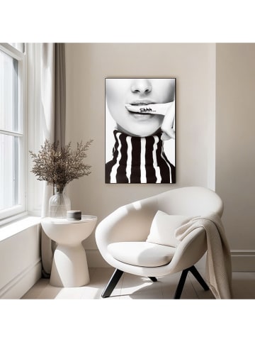 Orangewallz Ingelijste kunstdruk ''Lady Lips Shhh"