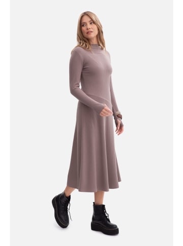 Be Wear Sukienka w kolorze beżowym