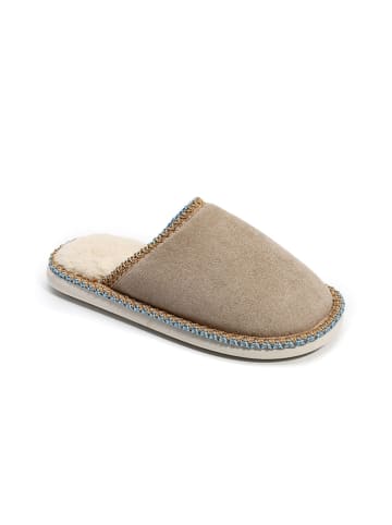 Confly Hausschuhe in Hellbraun