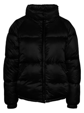 Pieces Steppjacke in Schwarz