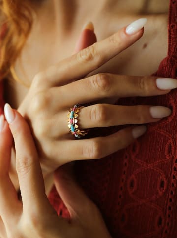 Charlize Vergold. Ring mit Edelsteinen