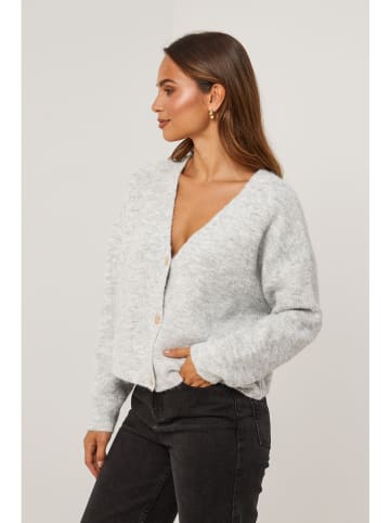Soft Cashmere Cardigan in Hellgrau