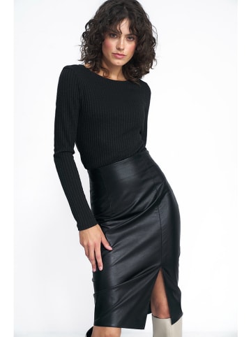 Nife Rock in Schwarz