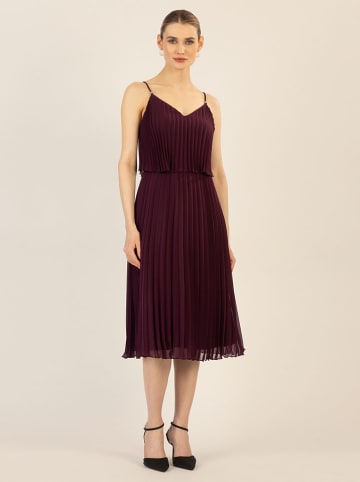 APART Plisséjurk auberginekleurig