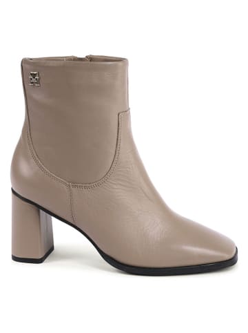 Tommy Hilfiger Shoes Skórzane botki w kolorze beżowym