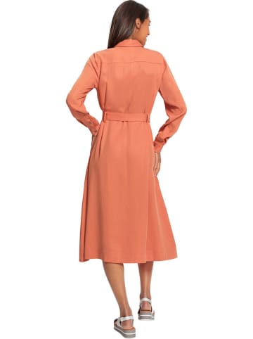 Heine Jurk abrikooskleurig