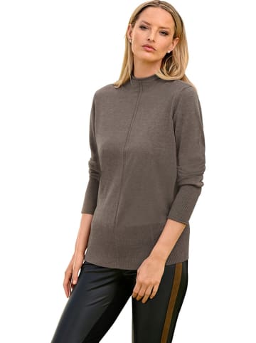 Heine Sweter w kolorze brązowym