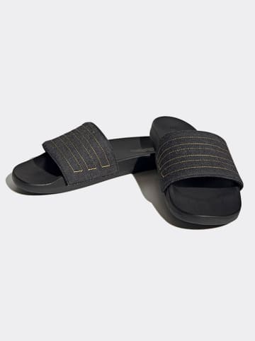 adidas Klapki w kolorze czarnym