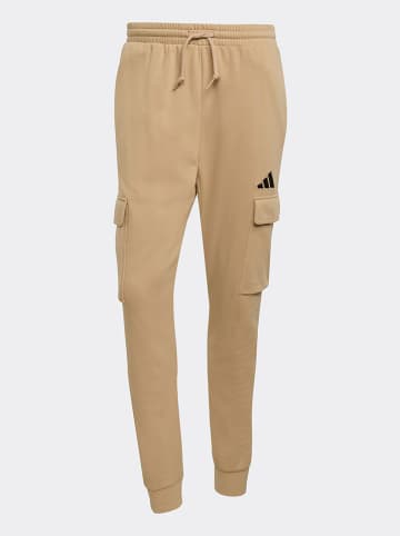 adidas Cargohose in Beige
