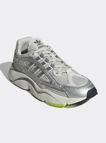 adidas Leder-Sneakers in Weiß/ Silber