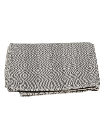 David Fussenegger Pled w kolorze szarym