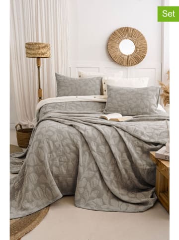 Elizabed 3-delige set: bedsprei en kussenhoezen "Bambi" beige