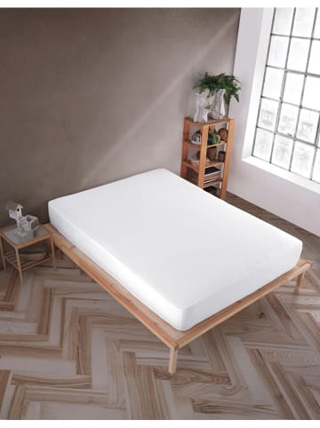 Elizabed Prześcieradło w kolorze białym na gumce