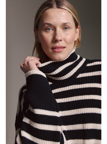 Cotton Candy Rollkragenpullover in Schwarz/ Creme