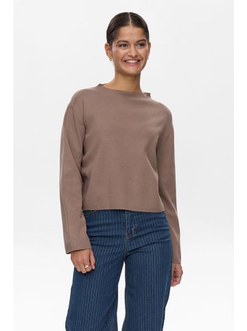 NÜMPH Sweter "Carma" w kolorze brązowym