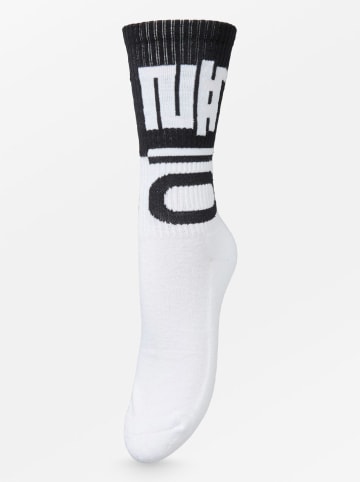 Becksöndergaard Skarpety "Honora" w kolorze biało-czarnym