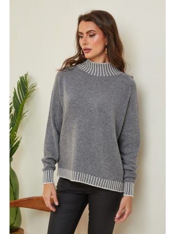 Joséfine Pullover "Csepreg" in Grau