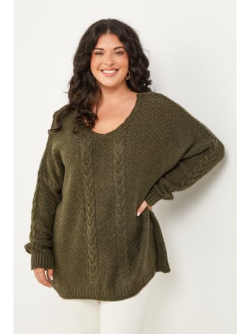 Curvy Lady Pullover in Khaki