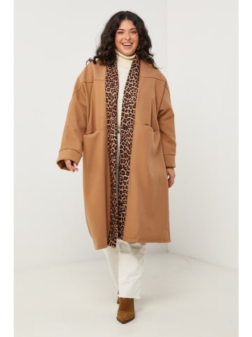 Curvy Lady Tussenmantel lichtbruin