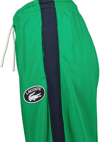 Lacoste Spodnie dresowe w kolorze zielonym