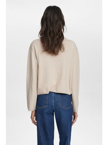 NÜMPH Sweter w kolorze beżowym