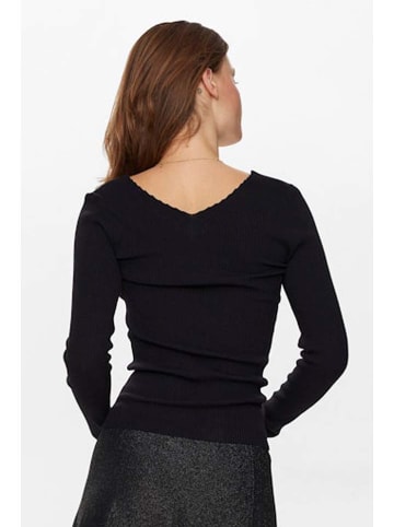 NÜMPH Sweter w kolorze czarnym