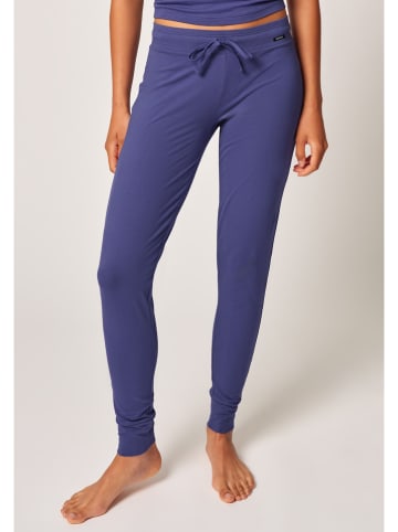 Skiny Spodnie piżamowe w kolorze niebieskim