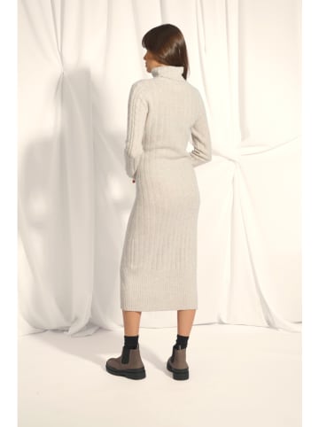 Just Cashmere Kaszmirowa sukienka "Dolkar" w kolorze białym