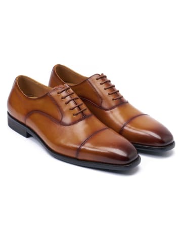 British Passport Leder-Schnürschuhe in Hellbraun