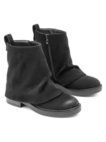 C'M Boots in Schwarz