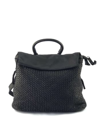 Amara Leren rugzak "Kei" zwart - (B)33 x (H)28 x (D)13 cm