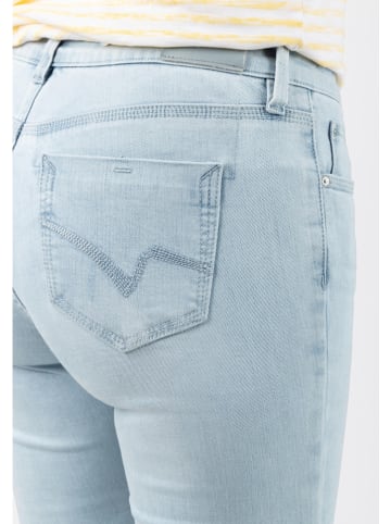 Timezone Dżinsy "Aleena" - Skinny fit - w kolorze błękitnym