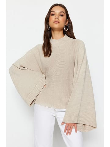 trendyol Pullover in Beige