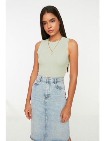 trendyol Top in Hellgrün