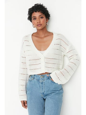 trendyol Cardigan in Weiß