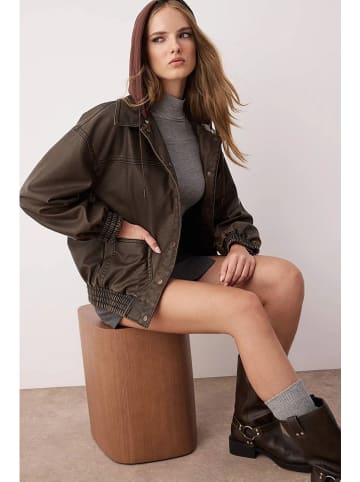 trendyol Kunstlederjacke in Dunkelbraun