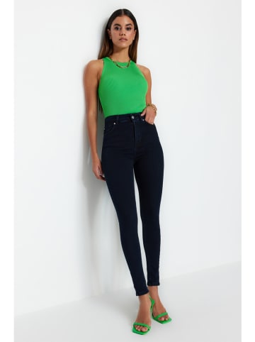 trendyol Jeans - Skinny fit - in Dunkelblau