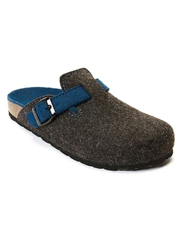 Mandel Clogs in Braun
