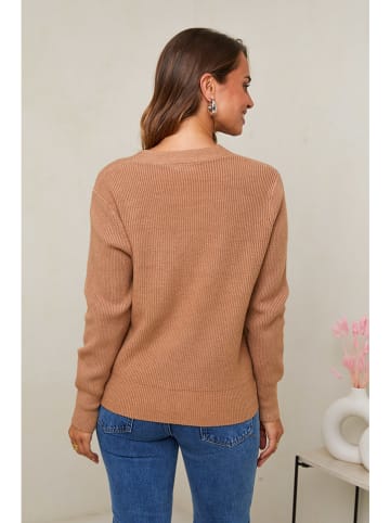 Soft Cashmere Cardigan in Camel