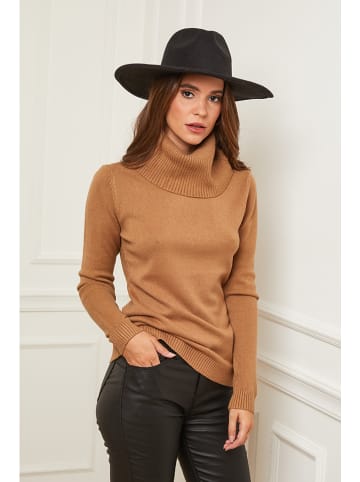 L'armoire de Suzette Coltrui camel