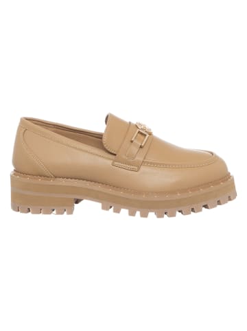 Patrizia Pepe Skórzane mokasyny w kolorze beżowym
